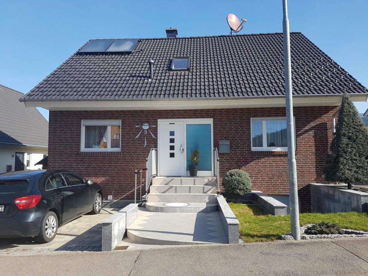 Gemuetliches Haus Im Herzen Des Schwarzwaldes Fuer Bis Zu 9 Personen エルツァッハ エクステリア 写真